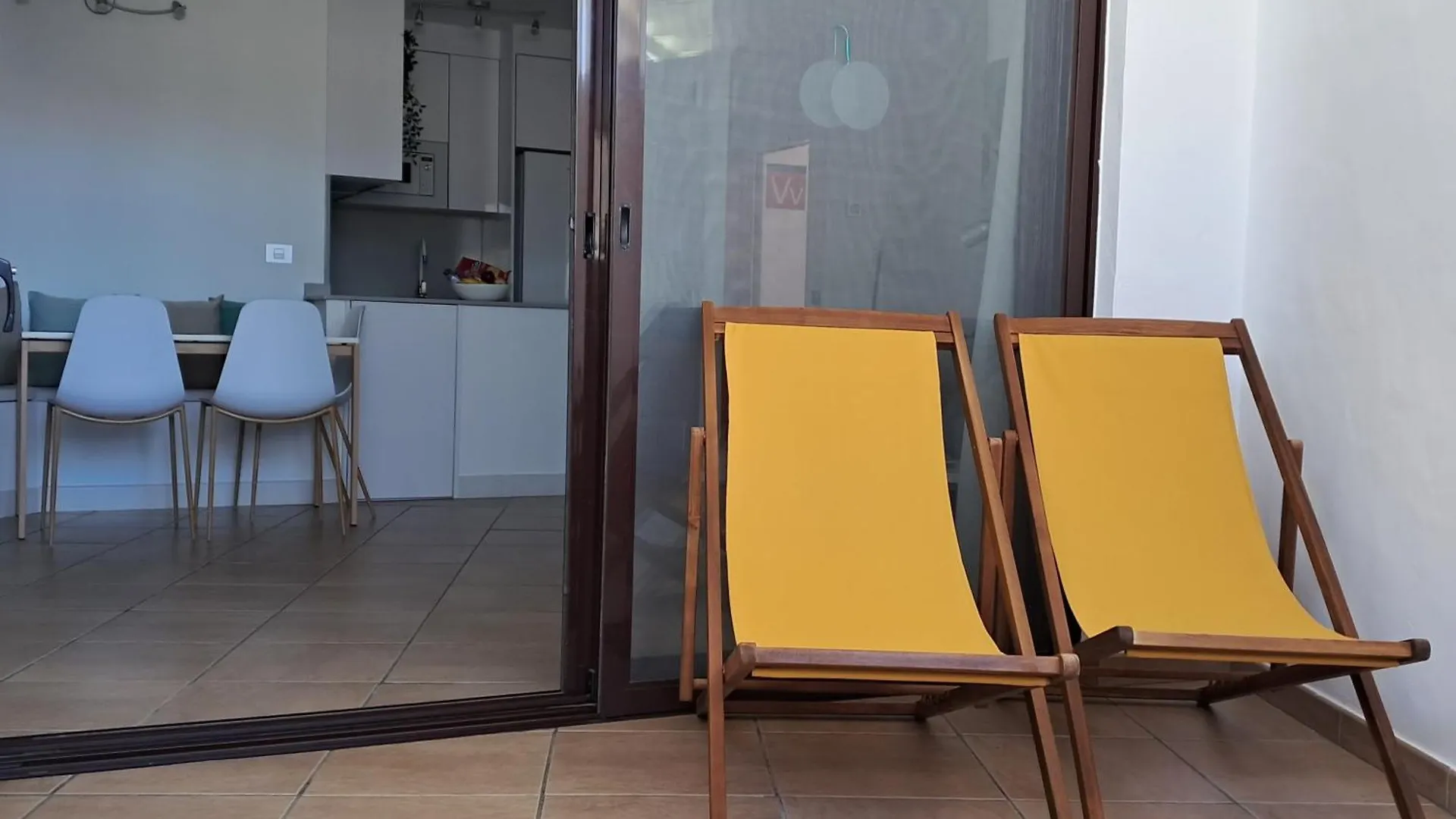 Central Flat Puerto Del Carmen contacts
